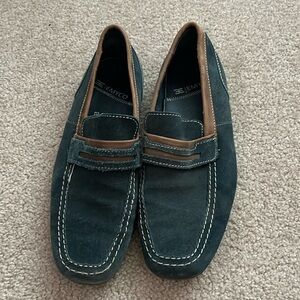 “EMYCO- Men’s suede Loafers size 9”